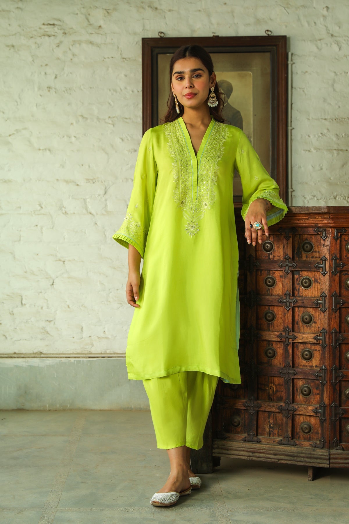 Sanditti Contrast Lime Embroidered Set