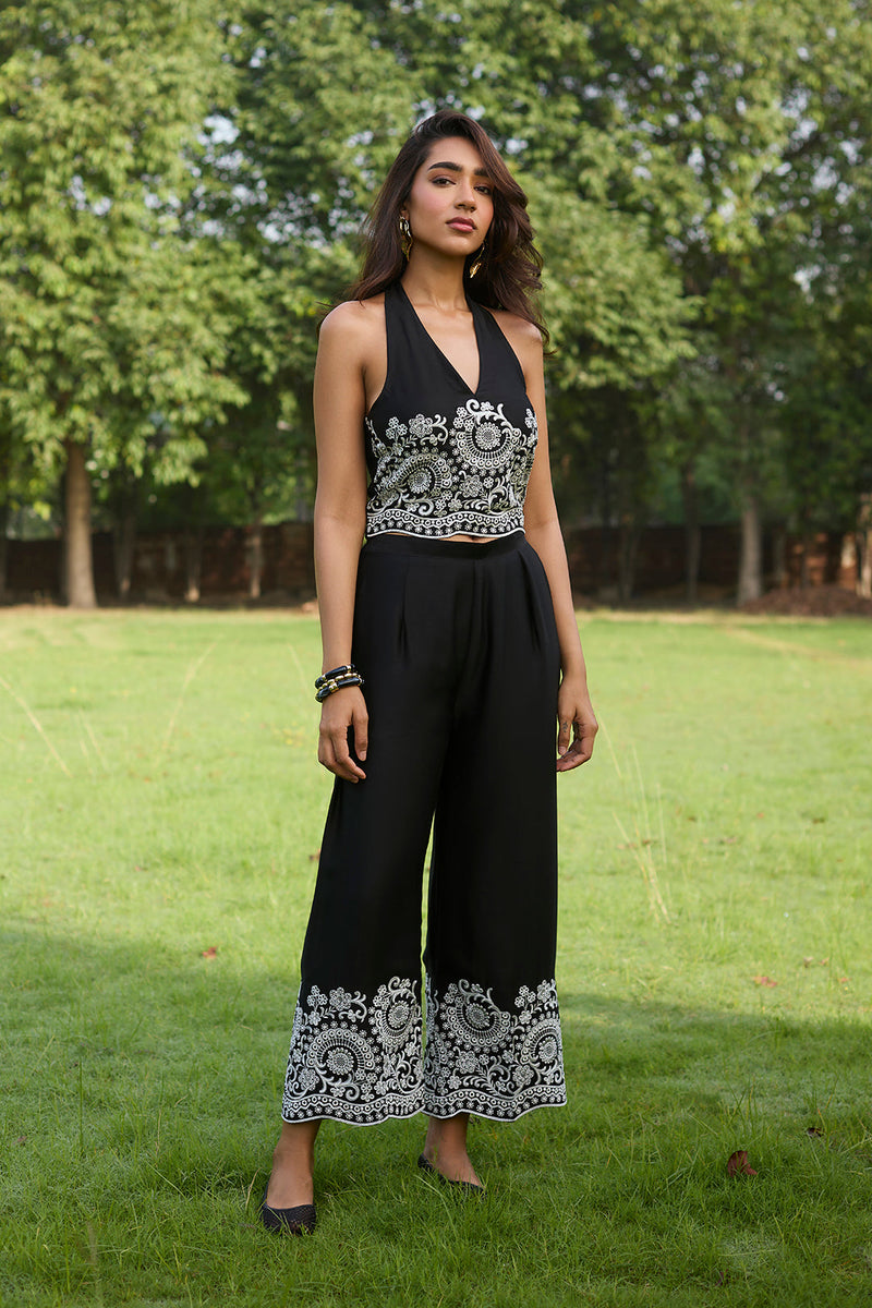 Sanditti Black Halter Broderie Set