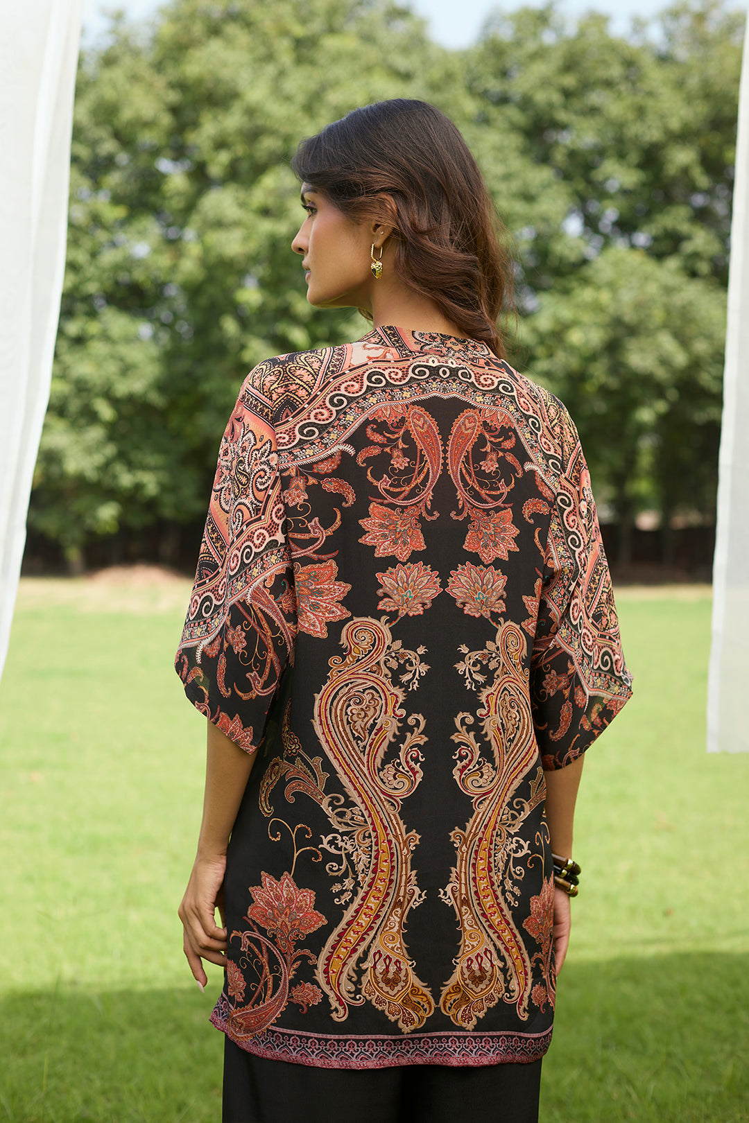 Sanditti Black Ember Printed Set