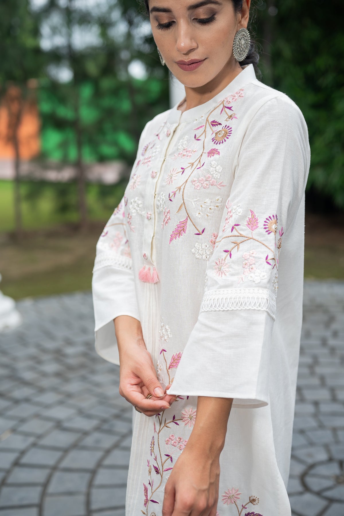 Sanditti White Floral Fusion Kurta Set