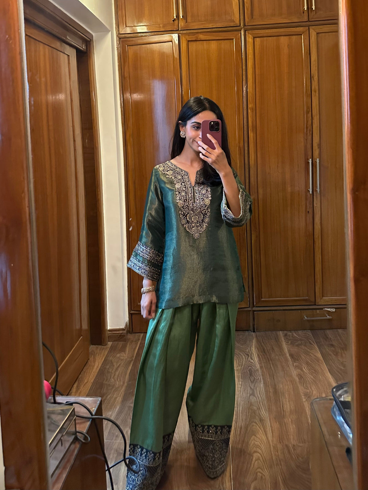 Sanditti Green Crush Tissue Embroidered Farshi Set