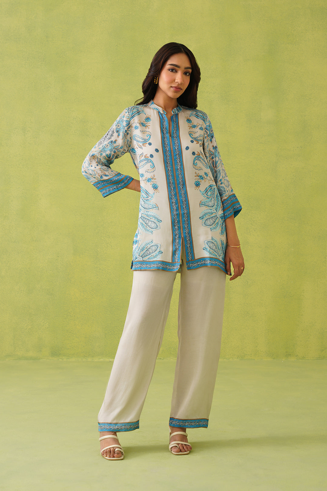 Sanditti Blue Paisley Printed Set