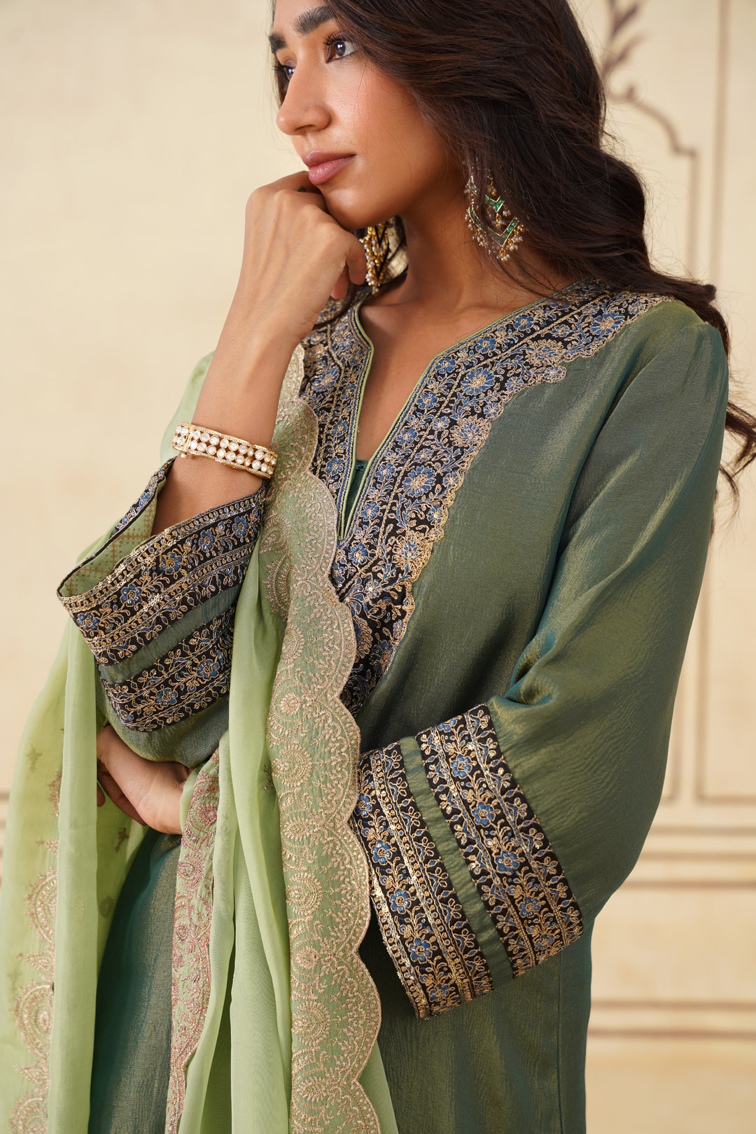 Sanditti Green Crush Tissue Hand Embroidered Set with Organza Dupatta