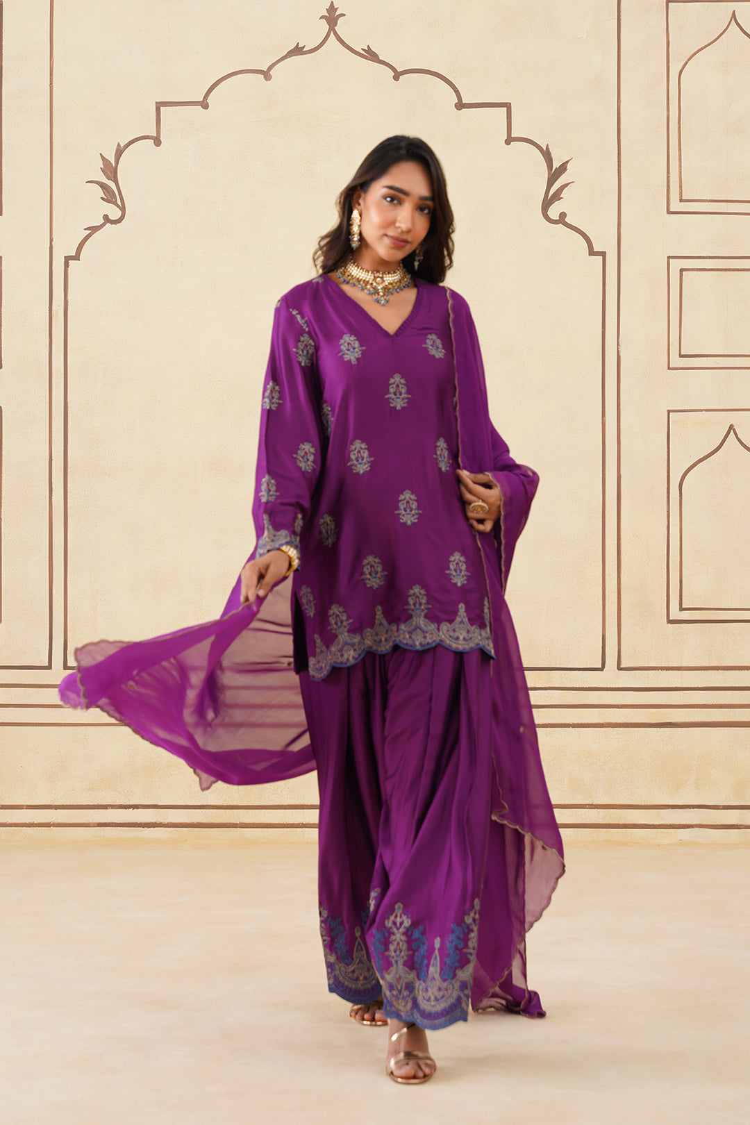 Sanditti Meher Wine Embroidered Farshi Set with Dupatta