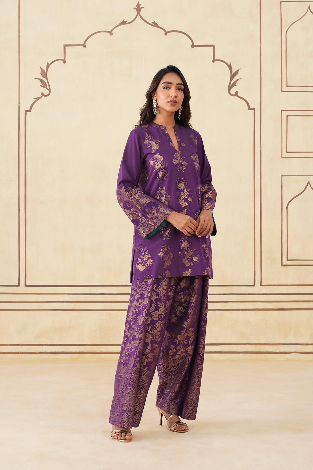 Sanditti Wine Brocade Farshi Set