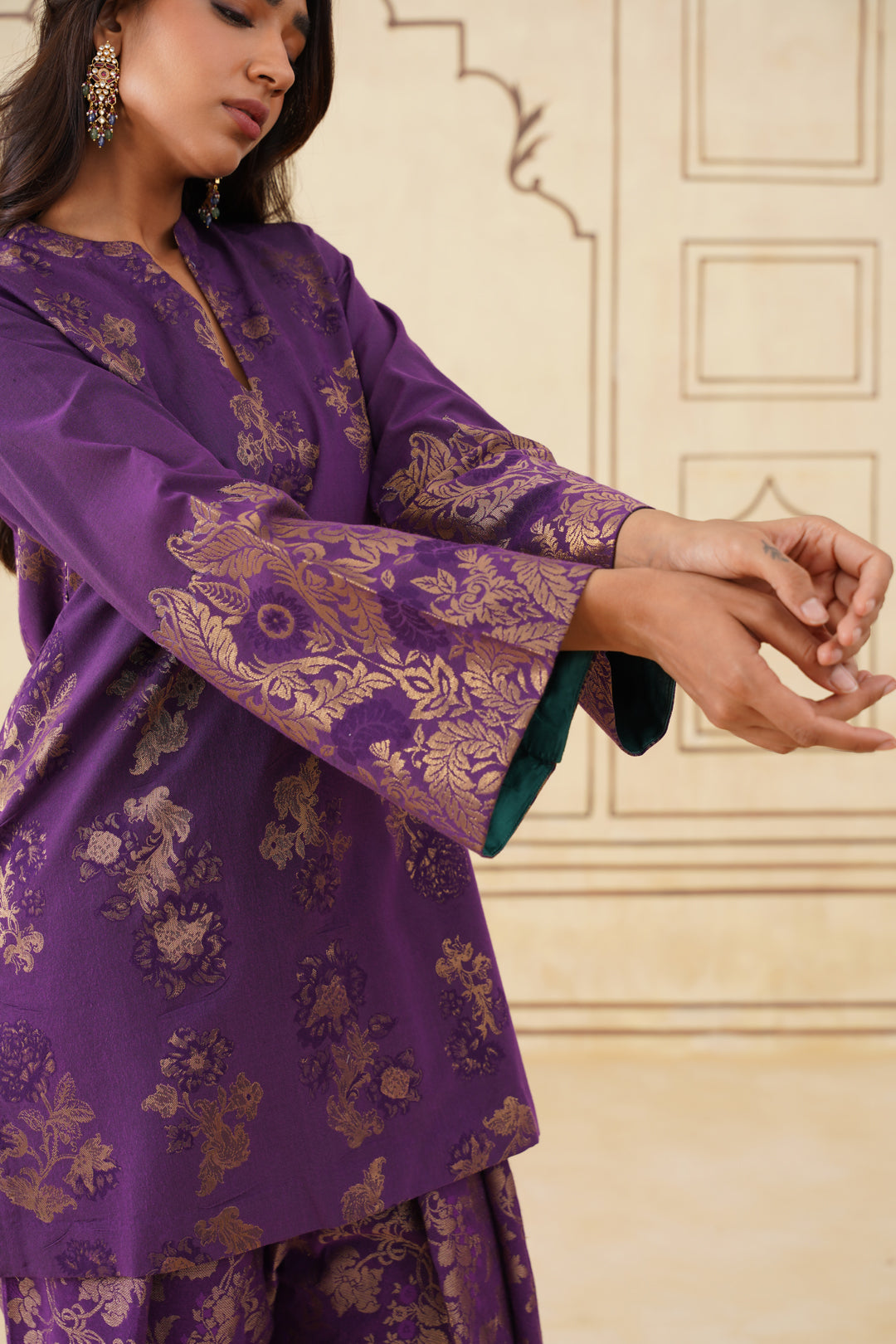 Sanditti Wine Brocade Farshi Set