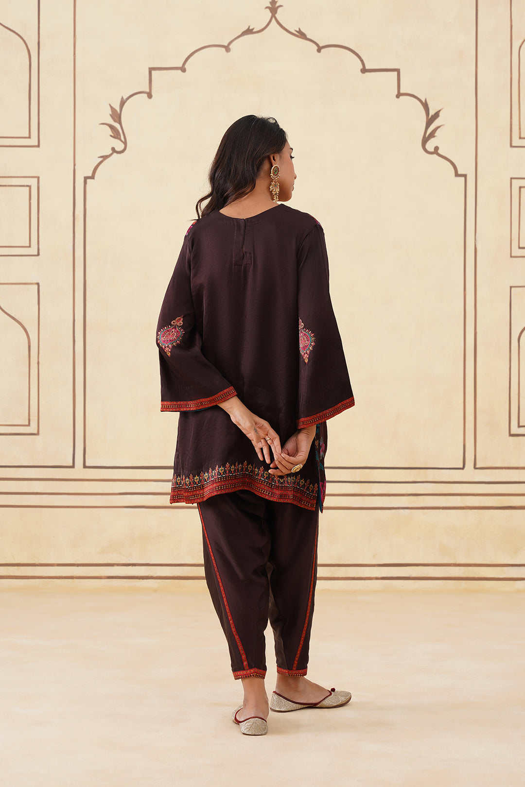 Sanditti Meher Chocolate Contrast Printed Set