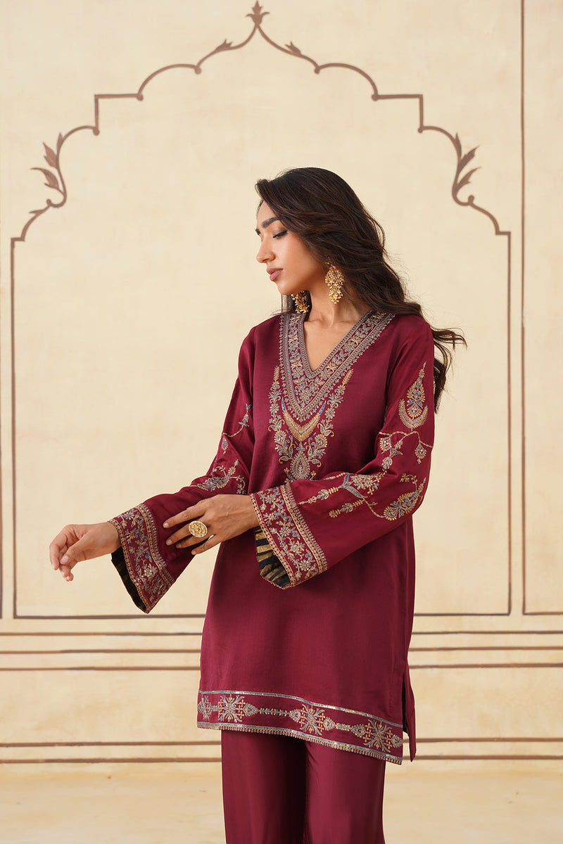 Sanditti Maroon Embroidered Set with Tonal Organza Dupatta