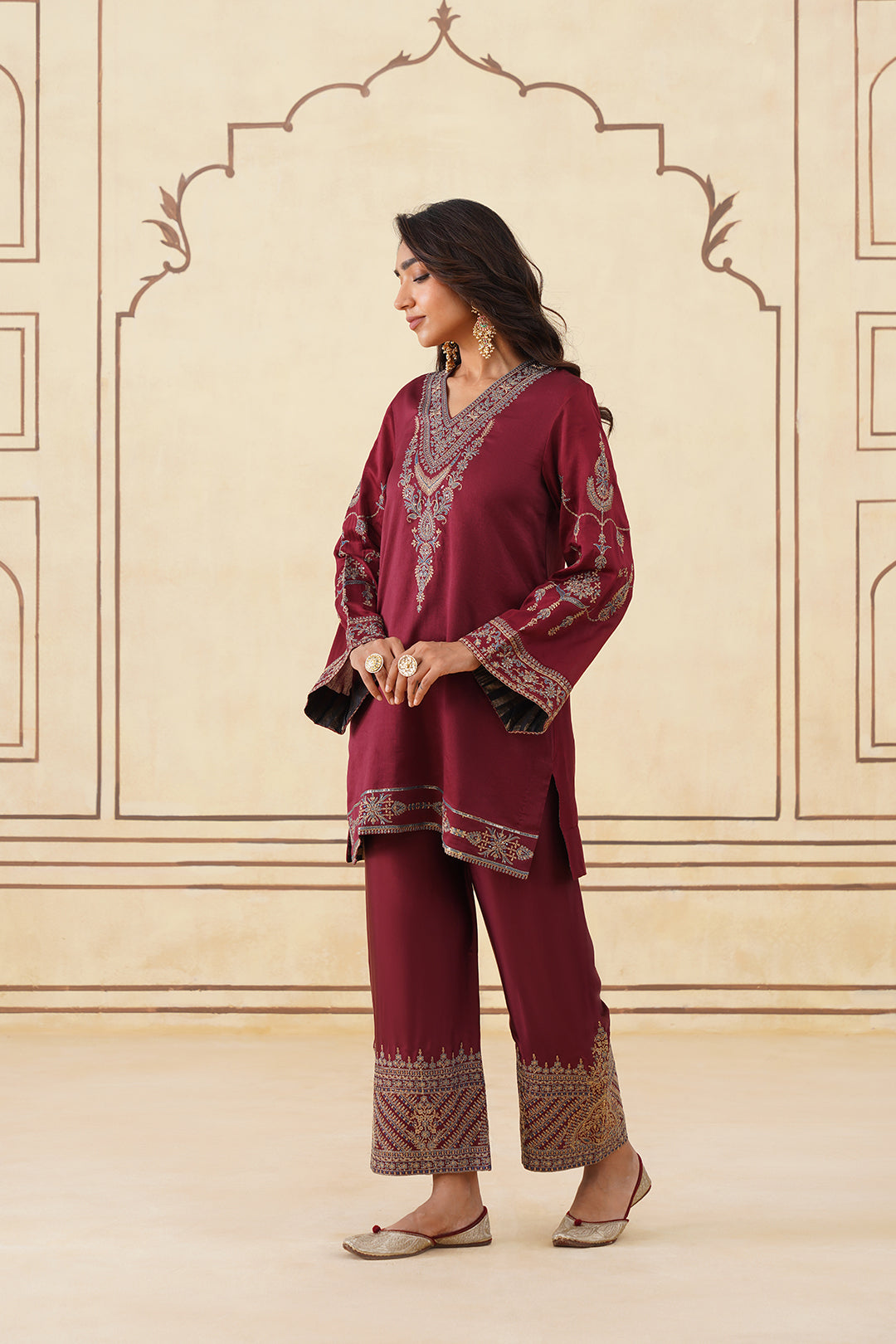 Sanditti Maroon Embroidered Set with Tonal Organza Dupatta