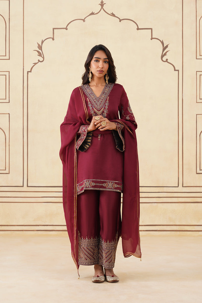 Sanditti Maroon Embroidered Set with Tonal Organza Dupatta