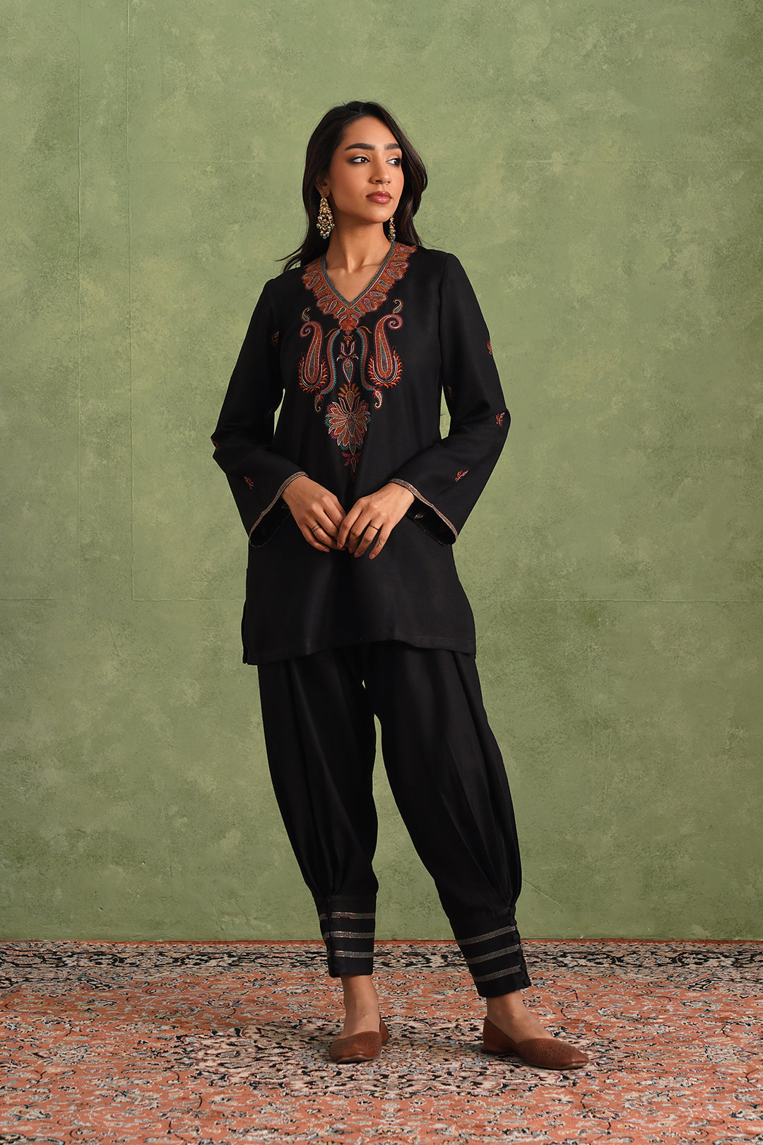 Sanditti Aafreen Black Embroidered Harem Set