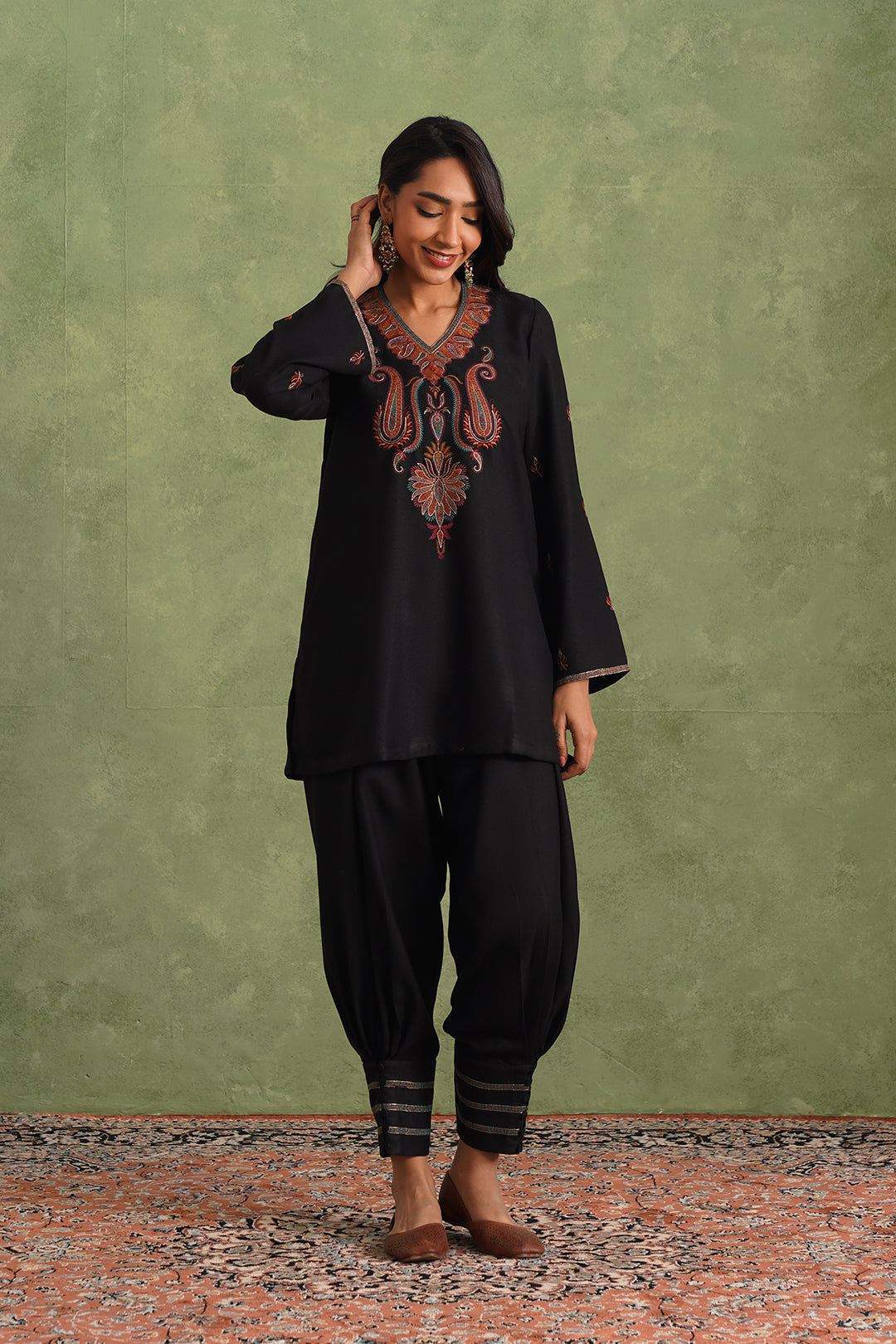 Sanditti Aafreen Black Embroidered Harem Set