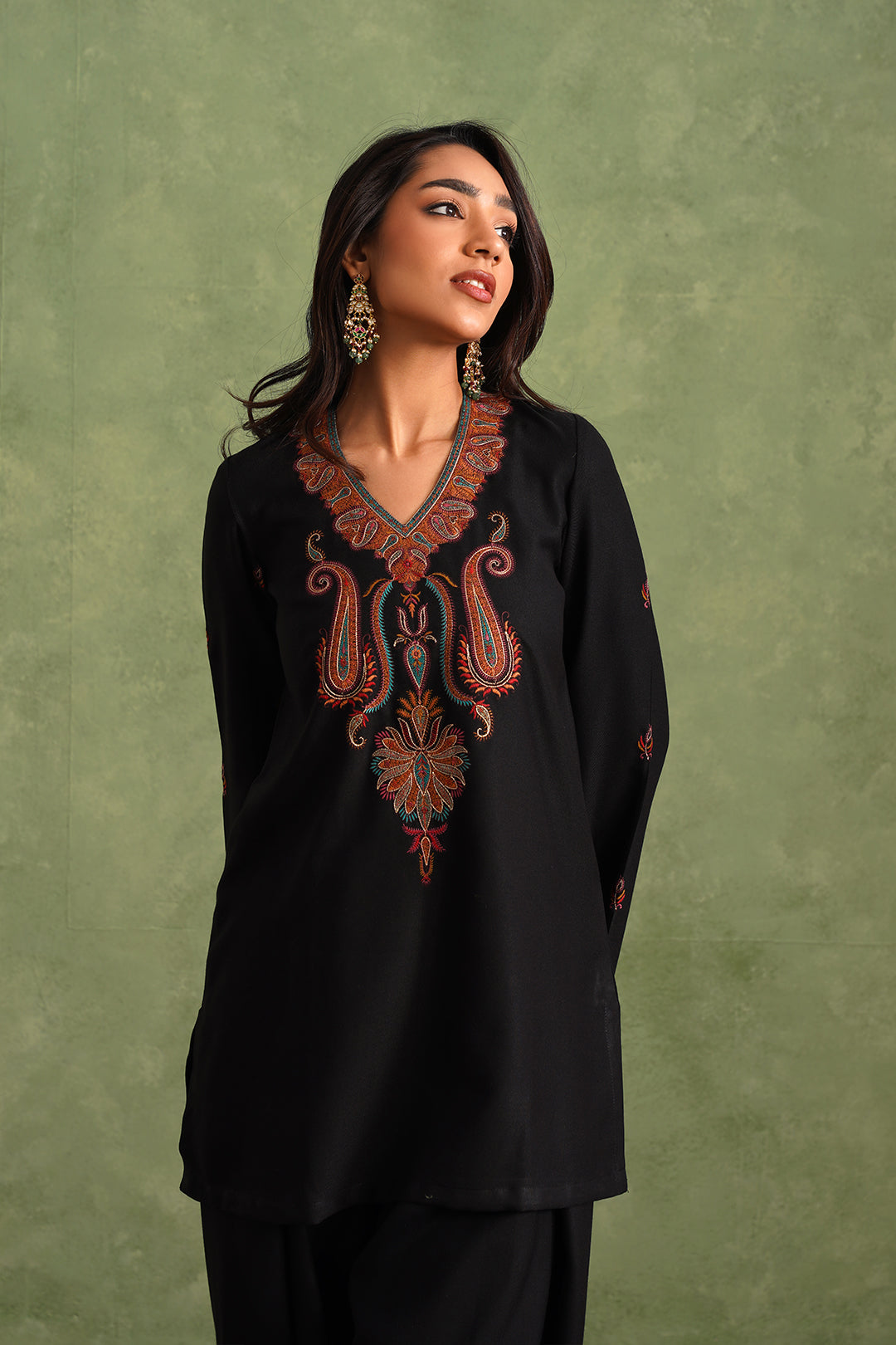 Sanditti Aafreen Black Embroidered Harem Set