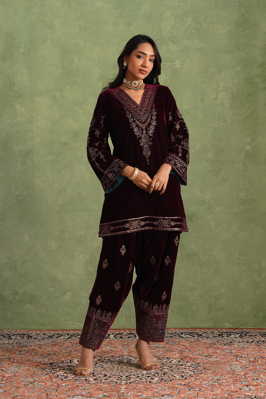 Sanditti Aafreen Wine Velvet Suit