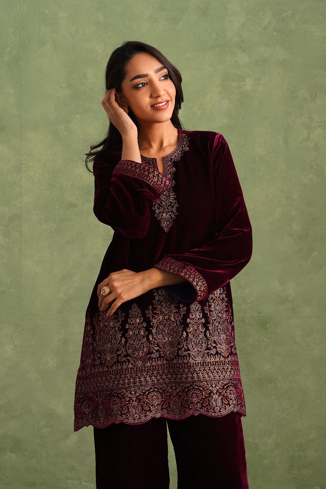 Sanditti Wine Velvet Embroidered Kurta Set
