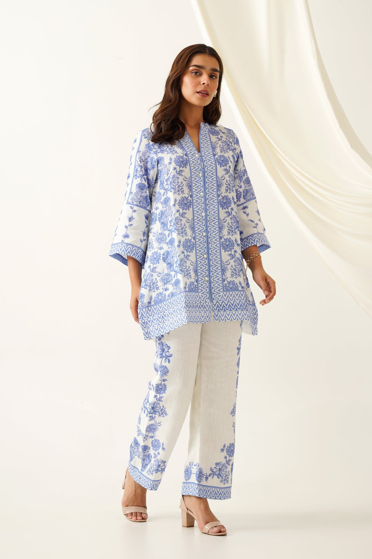 Sanditti Blue Printed Linen Set