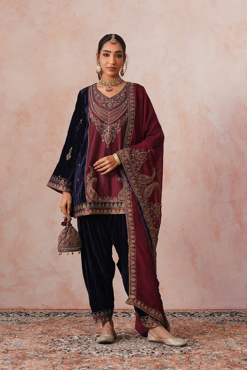 Sanditti Navy Maroon Panel Velvet Embroidered Set