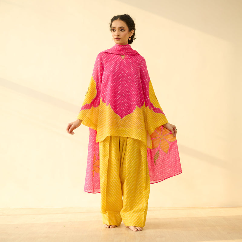 Sanditti Sundari Kota Doria Cotton Farshi Set with Dupatta - Gulal Pink & Haldi Yellow
