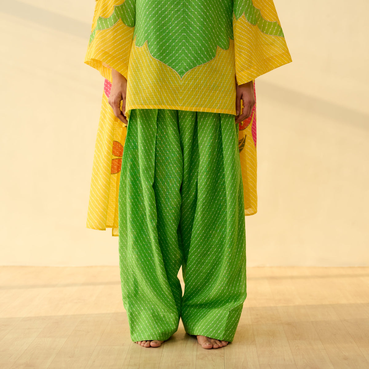 Sanditti Sundari Kota Doria Cotton Farshi Set with Dupatta - Parrot Green & Turmeric Yellow