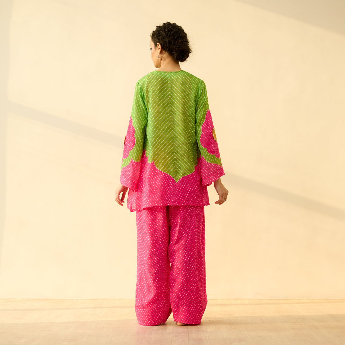 Sanditti Sundari Kota Doria Cotton Farshi Set with Dupatta - Hot pink & Parrot Green