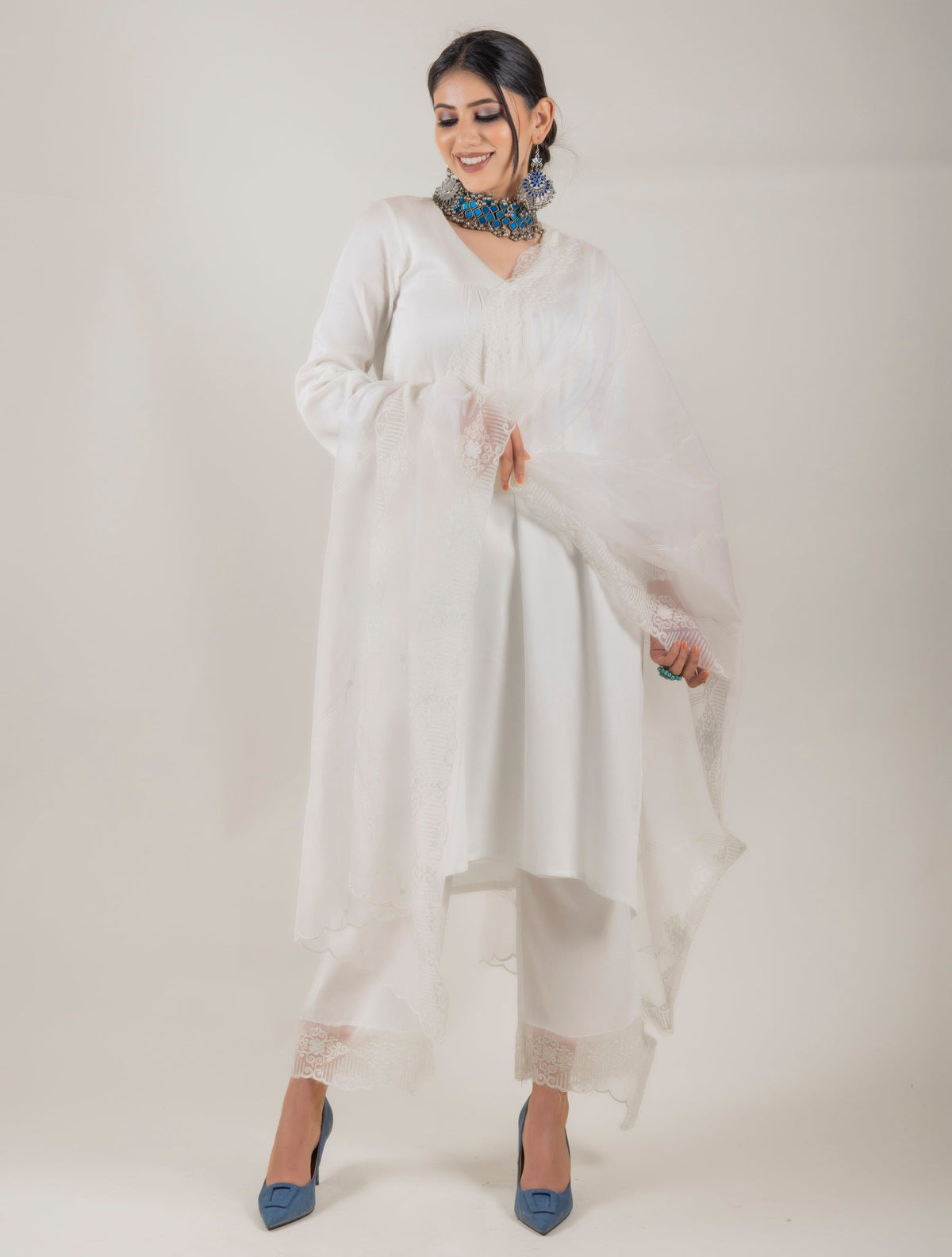Sanditti Cream Embroidered Suit Set with Organza Dupatta