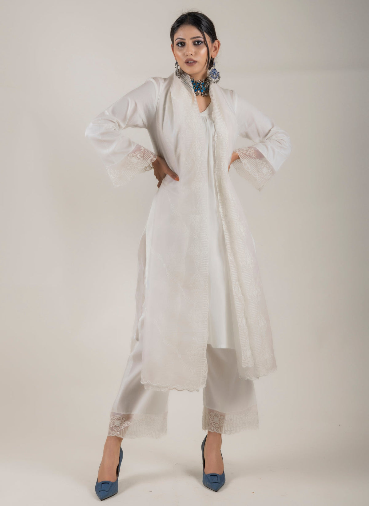 Sanditti Cream Embroidered Suit Set with Organza Dupatta