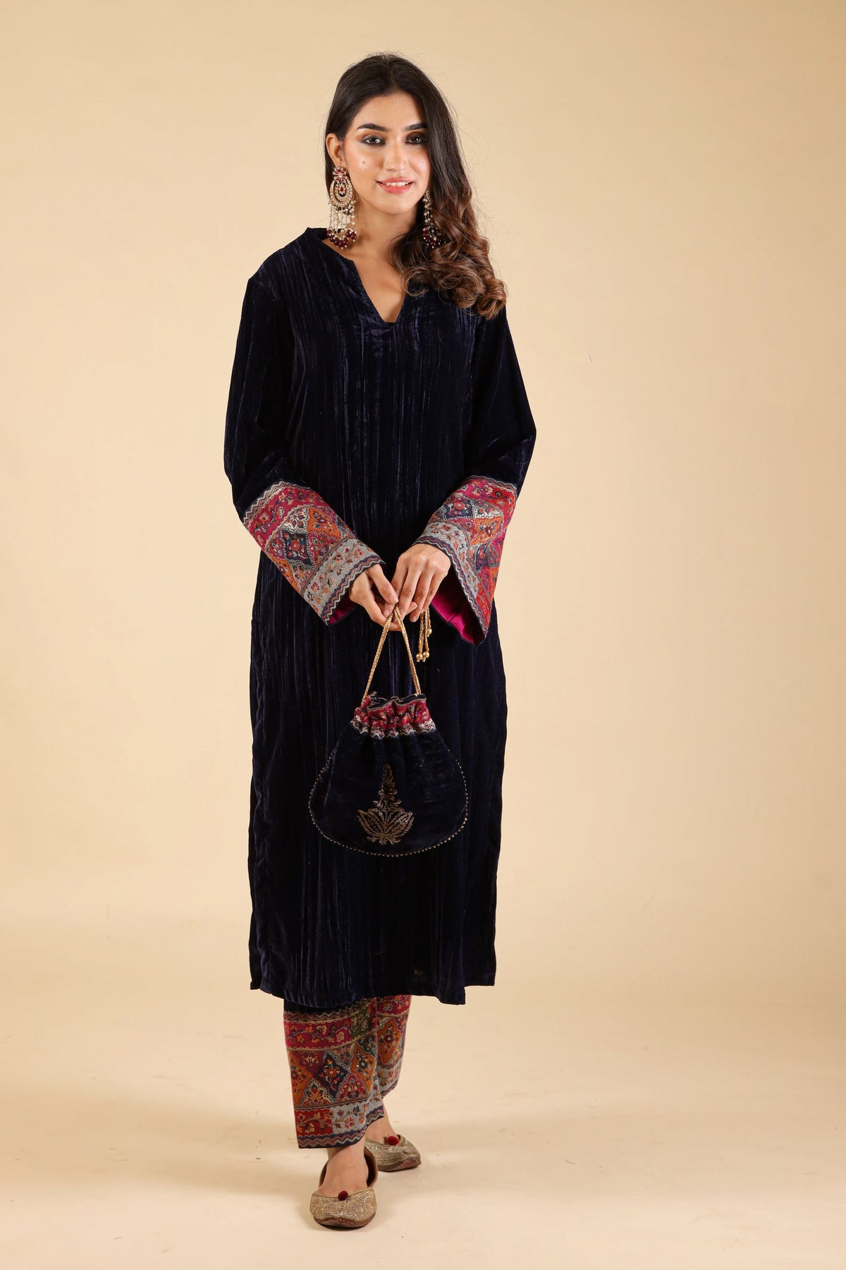 Sanditti Navy Blue Crush Suit with Woven Chanderi Dupatta