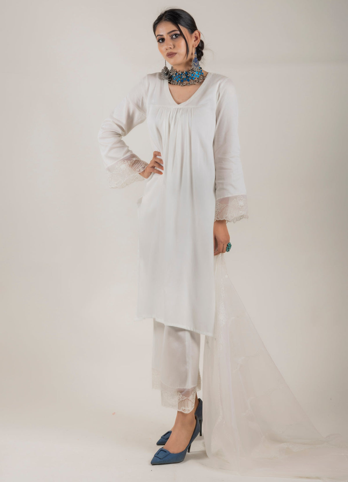 Sanditti Cream Embroidered Suit Set with Organza Dupatta
