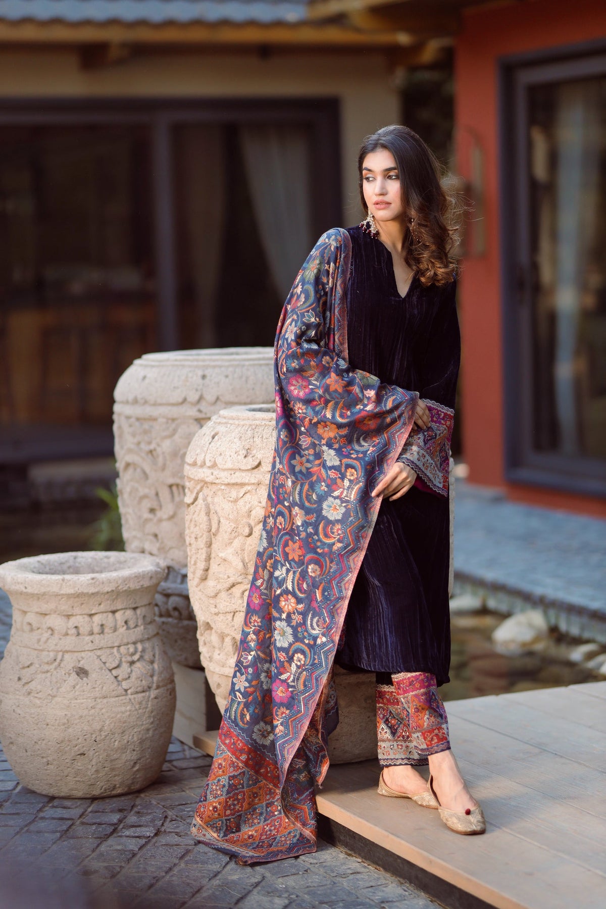 Sanditti Navy Blue Crush Suit with Woven Chanderi Dupatta