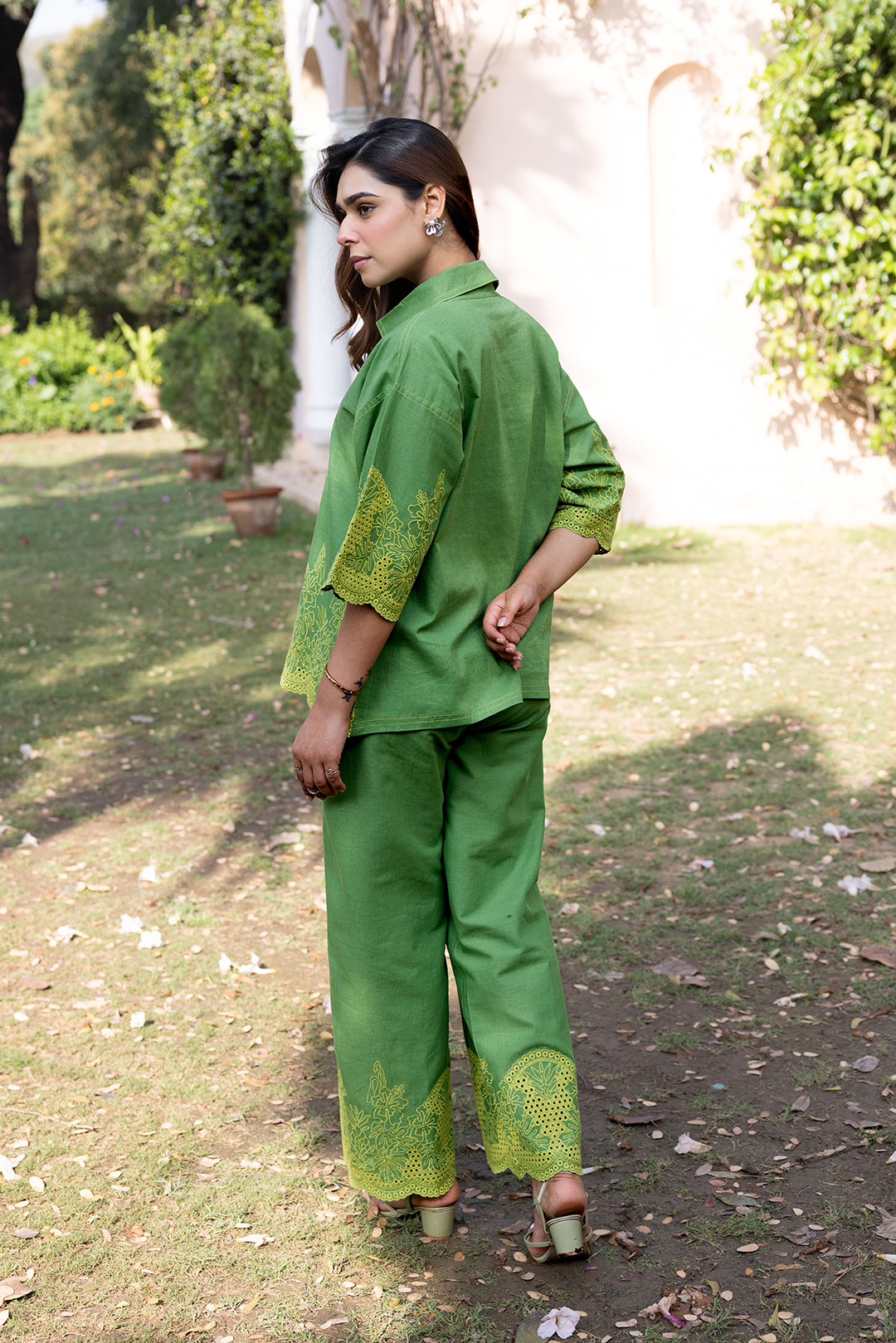 Sanditti Ziya Green Linen Cutwork Embroidered Set