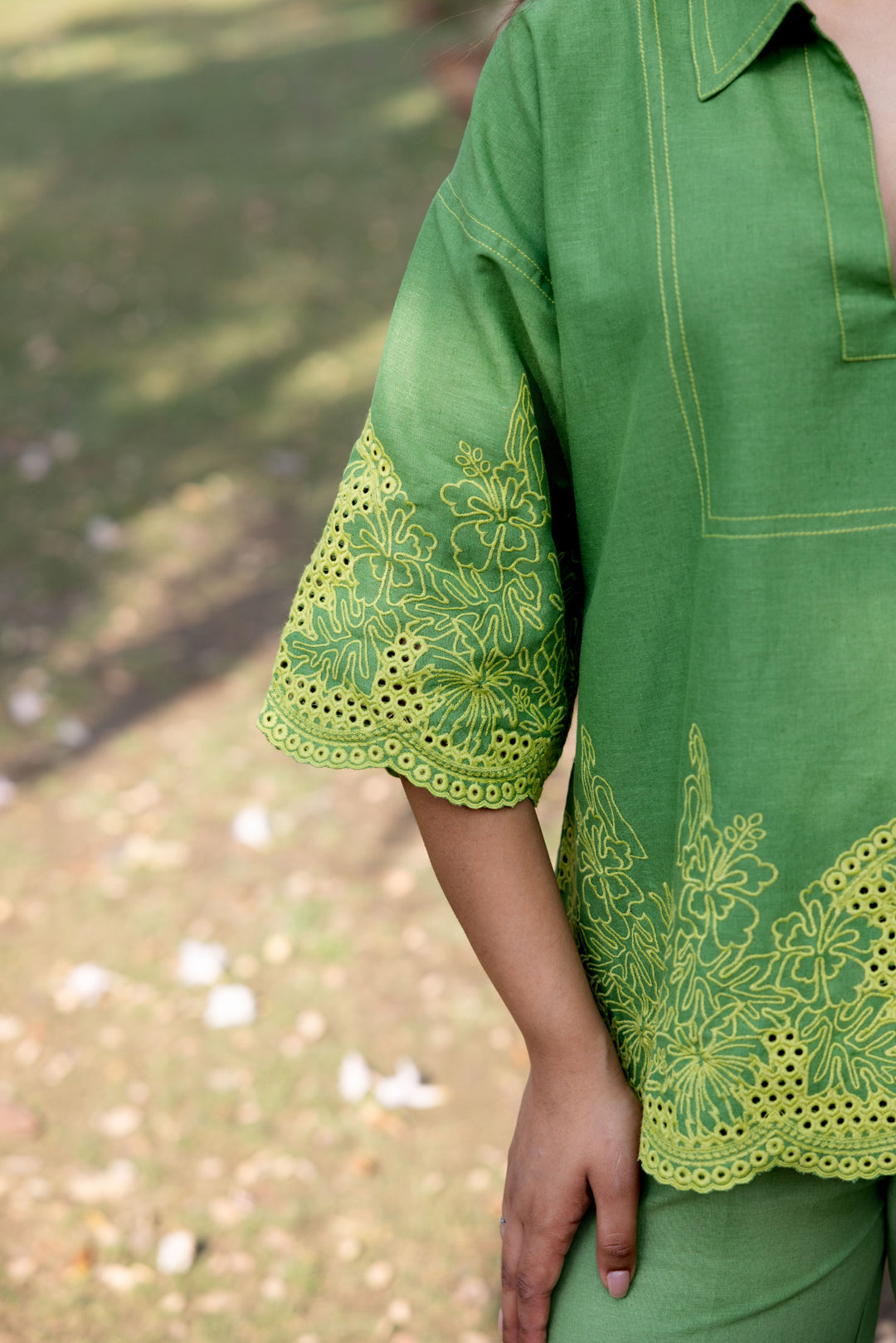 Sanditti Ziya Green Linen Cutwork Embroidered Set