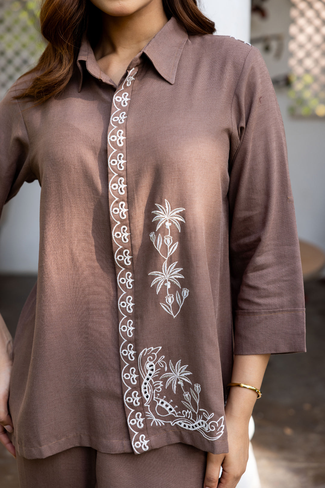 Sanditti Ziya Brown Linen Embroidered Set