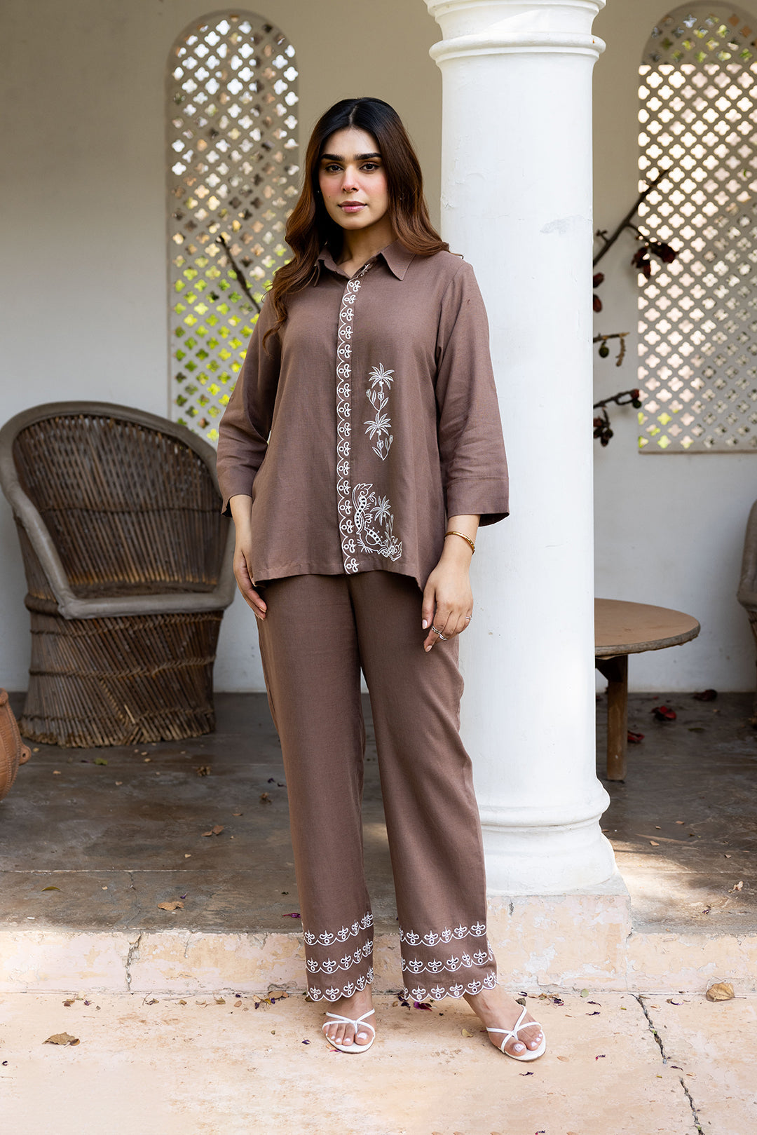Sanditti Ziya Brown Linen Embroidered Set