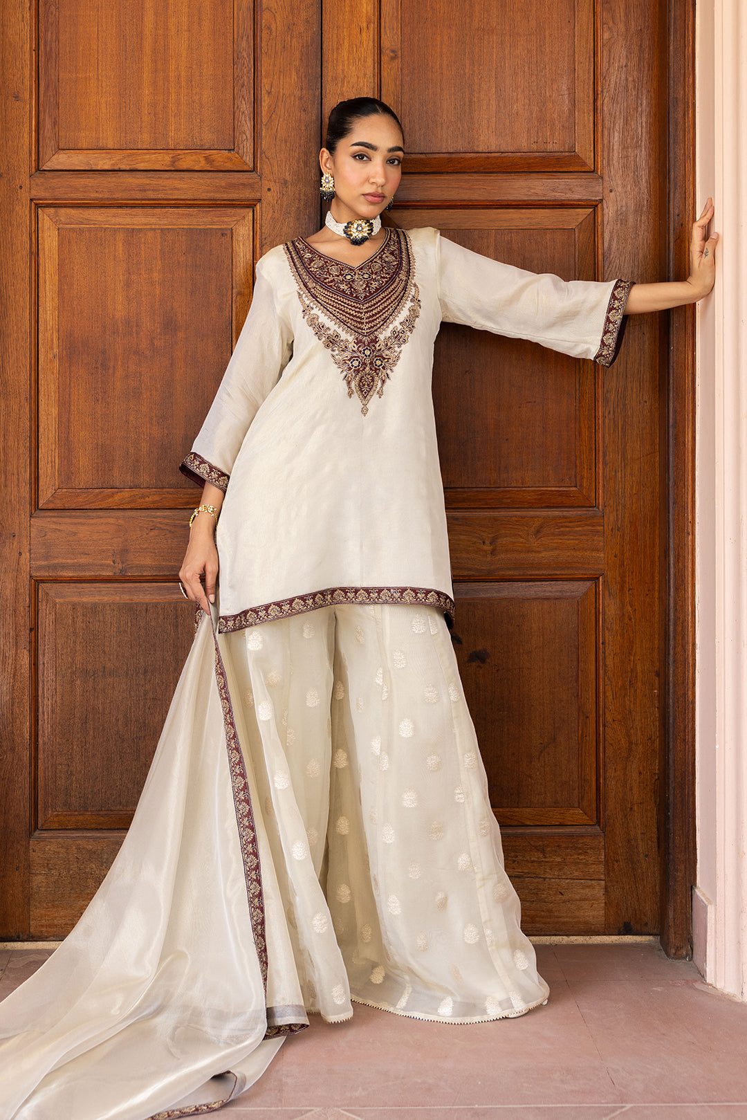 Sanditti Ziya Ivory Tissue Embroidered Sharara Set